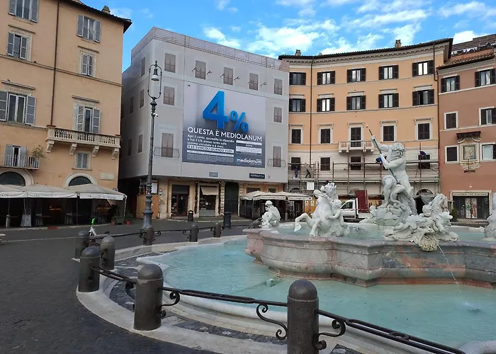 Amelie Navona